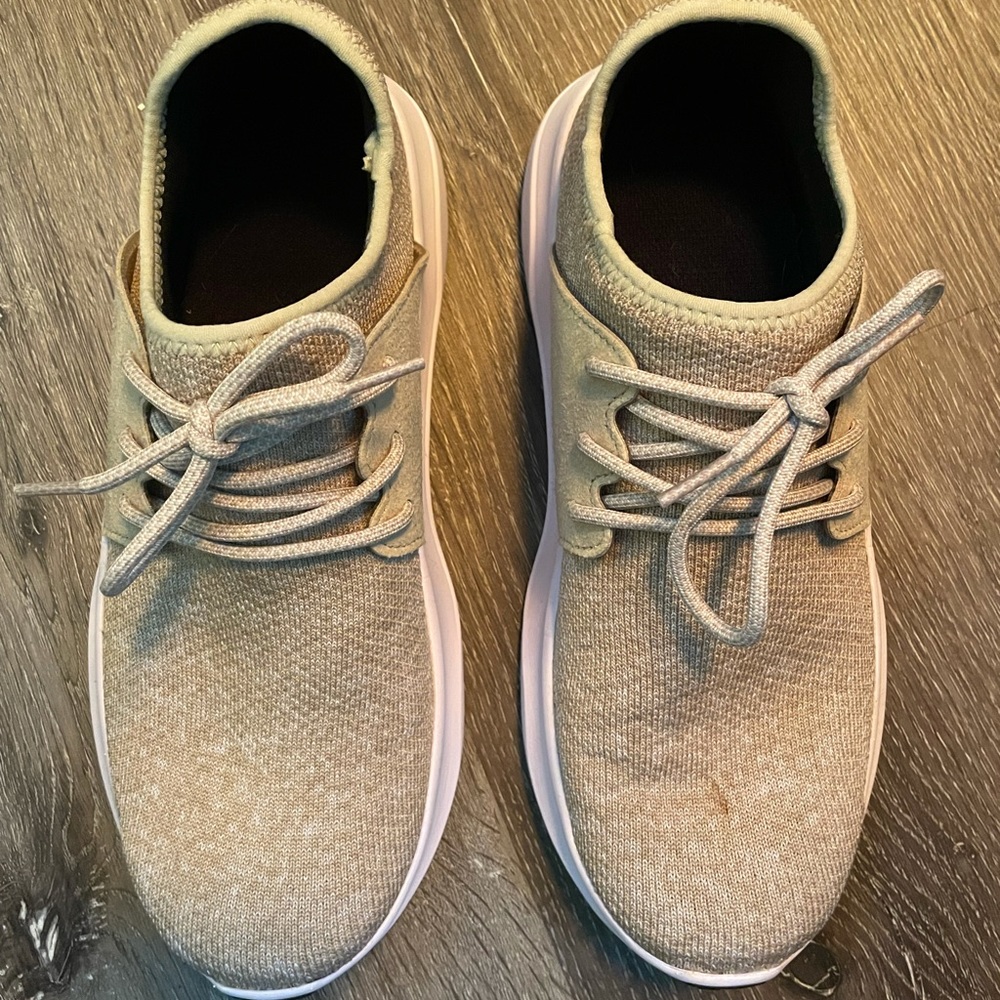 Vessi Sneakers - Women’s